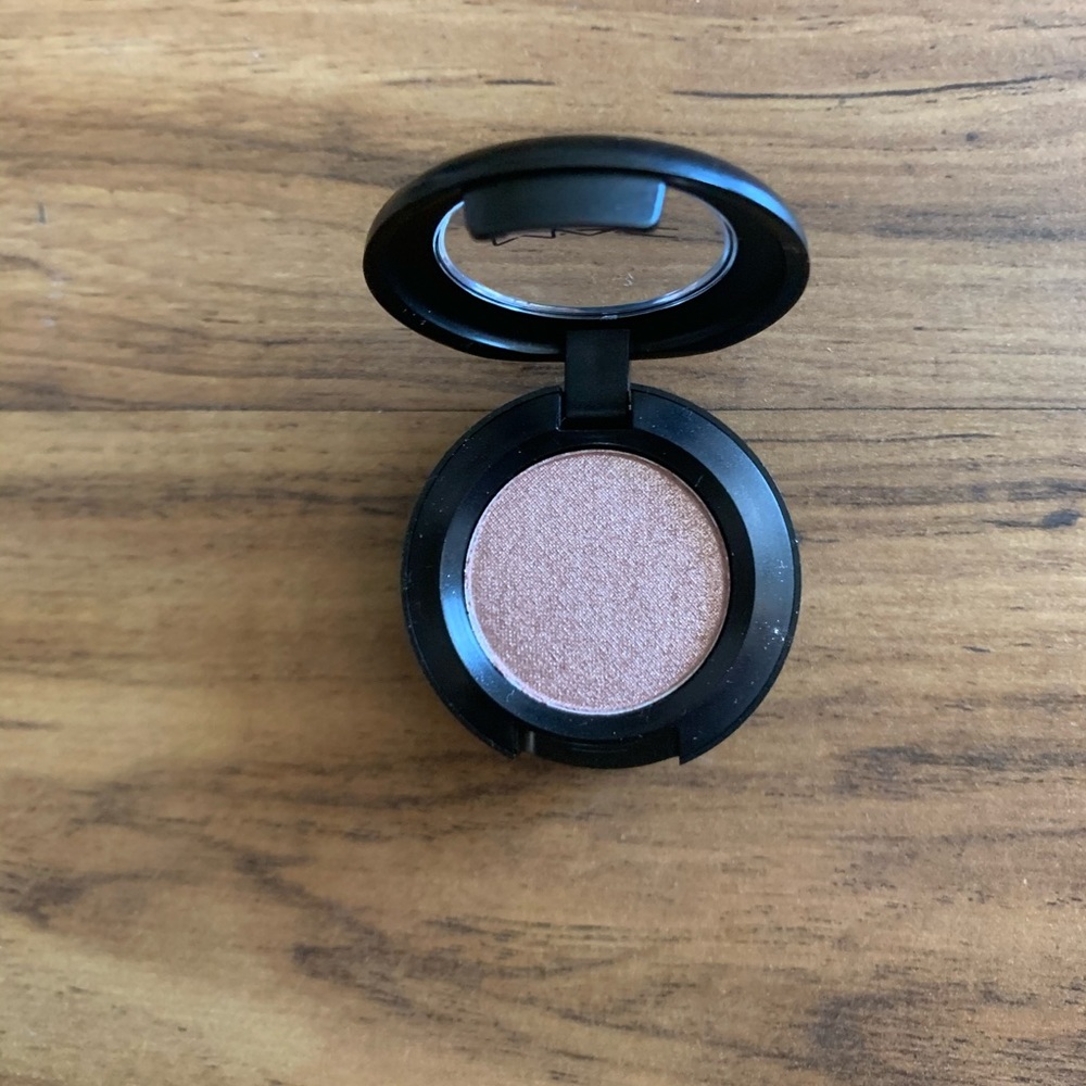 Eyeshadow